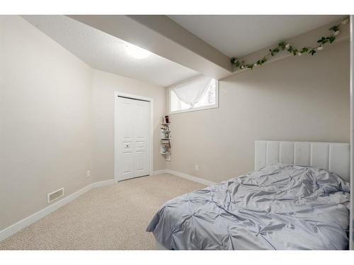 133 Brightonestone Garden Se, Calgary, AB - Indoor Photo Showing Bedroom