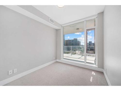 603-560 6 Avenue Se, Calgary, AB - Indoor Photo Showing Other Room