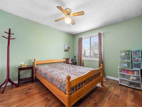 61-3705 Fonda Way Se, Calgary, AB - Indoor Photo Showing Bedroom