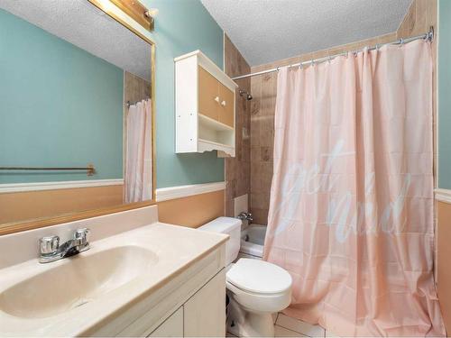 61-3705 Fonda Way Se, Calgary, AB - Indoor Photo Showing Bathroom