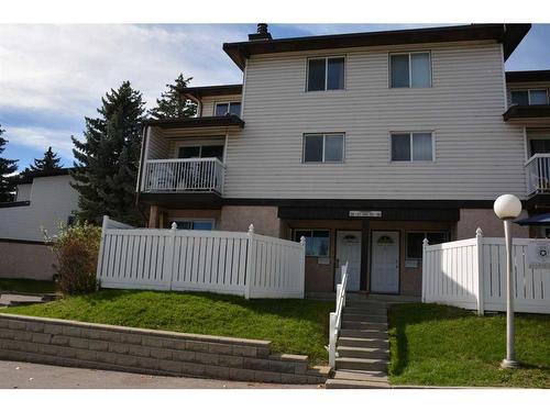 61-3705 Fonda Way Se, Calgary, AB - Outdoor With Balcony