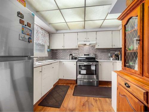 61-3705 Fonda Way Se, Calgary, AB - Indoor Photo Showing Kitchen