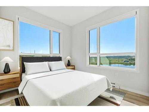 2409-42 Cranbrook Gardens Se, Calgary, AB - Indoor Photo Showing Bedroom