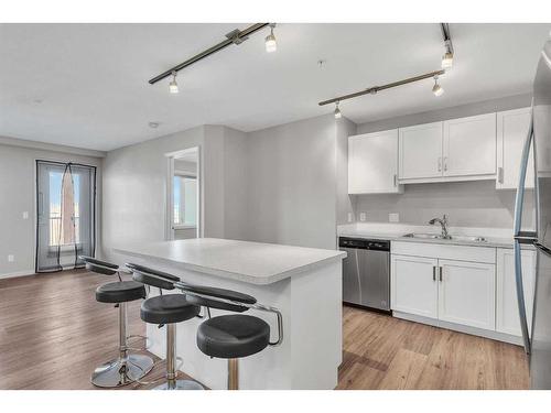 2306-450 Kincora Glen Road Nw, Calgary, AB - Indoor Photo Showing Kitchen With Stainless Steel Kitchen