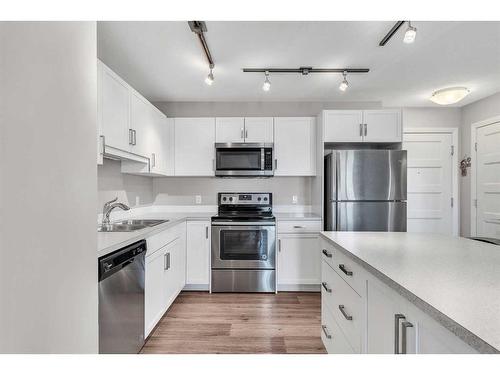 2306-450 Kincora Glen Road Nw, Calgary, AB - Indoor Photo Showing Kitchen With Stainless Steel Kitchen