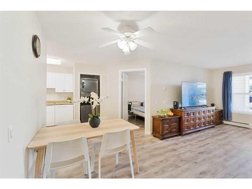 113-5000 Somervale Court Sw, Calgary, AB - Indoor Photo Showing Dining Room