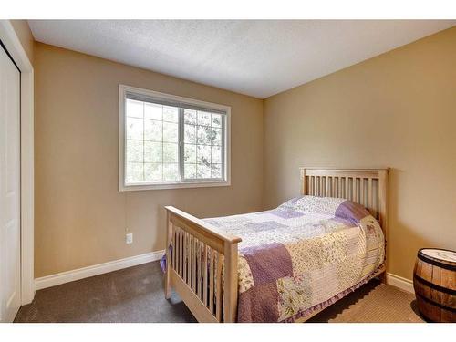 812 Lake Placid Drive Se, Calgary, AB - Indoor Photo Showing Bedroom