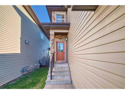 58 Kincora Manor Nw, Calgary, AB - Outdoor