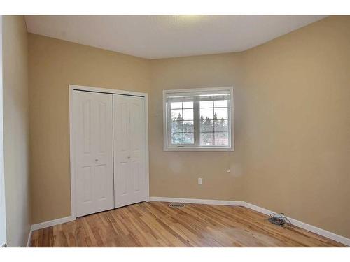 30-5139 27 Highway, Rural Mountain View County, AB - Indoor Photo Showing Other Room