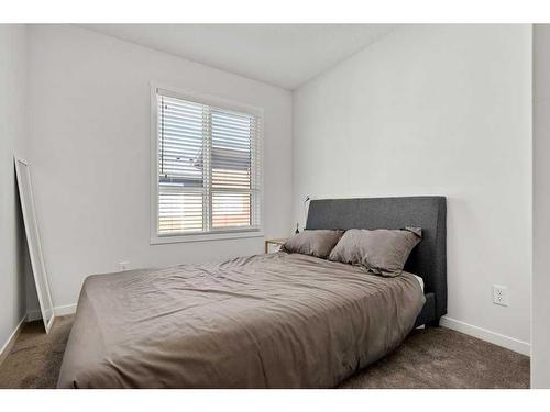 420 Harvest Grove Walk Ne, Calgary, AB - Indoor Photo Showing Bedroom