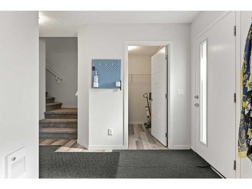 420 Harvest Grove Walk Ne, Calgary, AB - Indoor Photo Showing Other Room