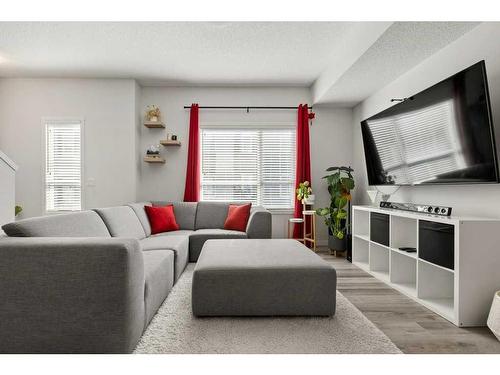 420 Harvest Grove Walk Ne, Calgary, AB - Indoor Photo Showing Living Room