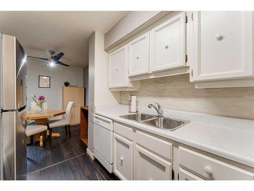 1502-544 Blackthorn Road Ne, Calgary, AB - Indoor Photo Showing Kitchen With Double Sink