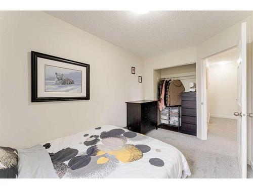 1502-544 Blackthorn Road Ne, Calgary, AB - Indoor Photo Showing Bedroom