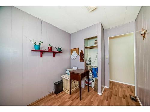 866 Briarwood Road, Strathmore, AB - Indoor Photo Showing Other Room