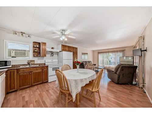 866 Briarwood Road, Strathmore, AB - Indoor