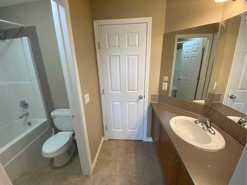 376 Silverado Drive Sw, Calgary, AB - Indoor Photo Showing Bathroom