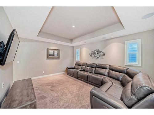 358 Mahogany Terrace Se, Calgary, AB - Indoor Photo Showing Living Room