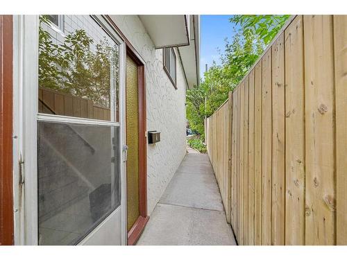 3-1734 29 Avenue Sw, Calgary, AB -  With Exterior