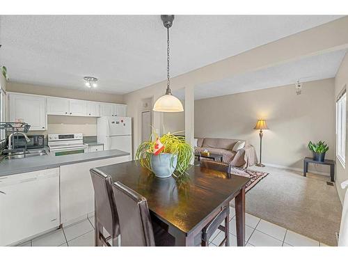 3-1734 29 Avenue Sw, Calgary, AB - Indoor