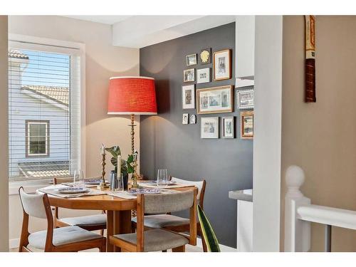 109 Coachway Lane Sw, Calgary, AB - Indoor Photo Showing Dining Room