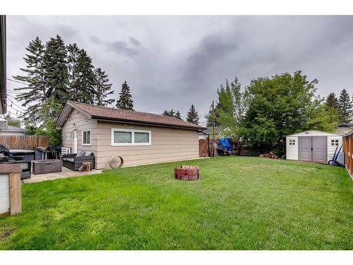 628 Aurora Place Se, Calgary, AB - Outdoor