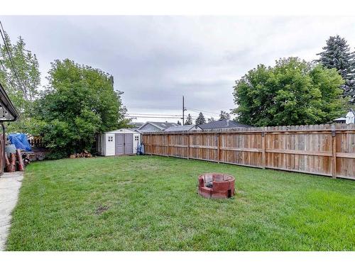 628 Aurora Place Se, Calgary, AB - Outdoor With Backyard