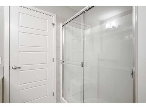 135-20 Seton Park Se, Calgary, AB - Indoor Photo Showing Bathroom