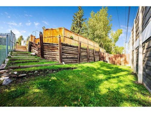 604 Cantrell Drive Sw, Calgary, AB - Outdoor