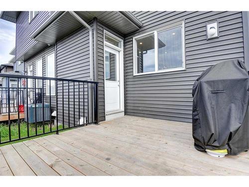 249 Creekside Boulevard, Calgary, AB - Outdoor