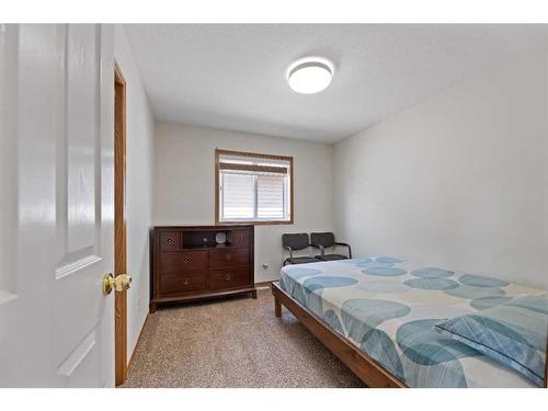 167 Saddlehorn Close Ne, Calgary, AB - Indoor Photo Showing Bedroom