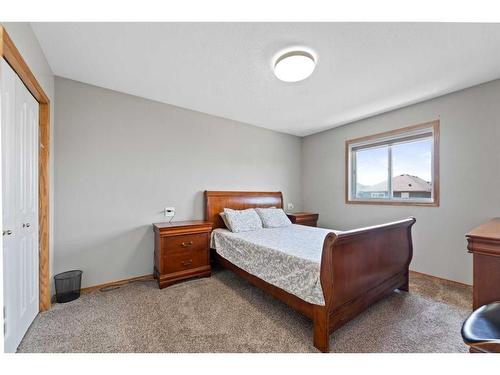 167 Saddlehorn Close Ne, Calgary, AB - Indoor Photo Showing Bedroom