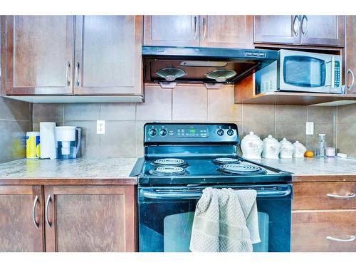 41 Taralake Terrace Ne, Calgary, AB - Indoor Photo Showing Kitchen