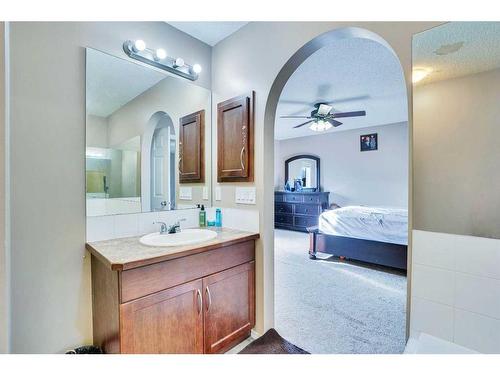 41 Taralake Terrace Ne, Calgary, AB - Indoor Photo Showing Bathroom