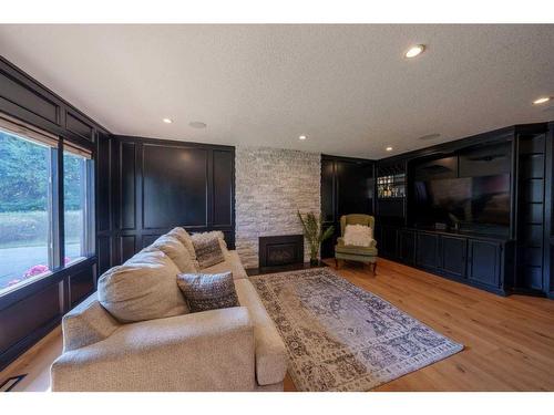 428 Wilverside Way Se, Calgary, AB - Indoor Photo Showing Living Room With Fireplace