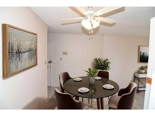 407-110 24 Avenue Sw, Calgary, AB - Indoor Photo Showing Dining Room