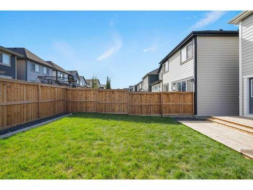 124 Masters Street Se, Calgary, AB - Outdoor