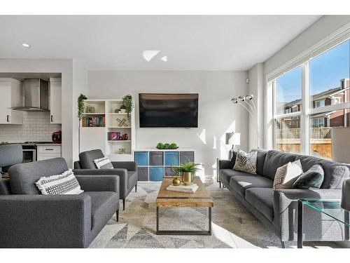 124 Masters Street Se, Calgary, AB - Indoor Photo Showing Living Room