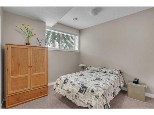 49 Sage Meadows Terrace Nw, Calgary, AB - Indoor Photo Showing Bedroom