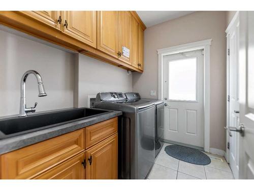 545 Saddlelake Drive Ne, Calgary, AB - Indoor Photo Showing Laundry Room