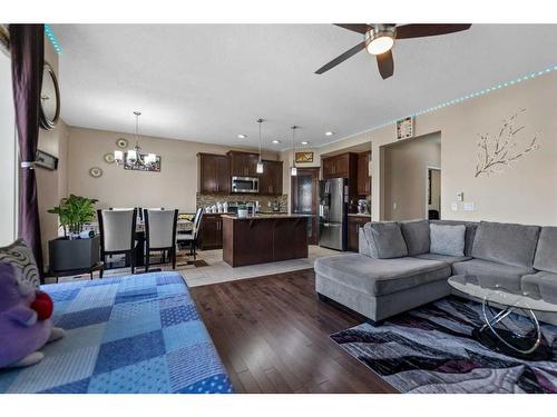 545 Saddlelake Drive Ne, Calgary, AB - Indoor Photo Showing Living Room