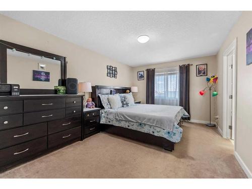 545 Saddlelake Drive Ne, Calgary, AB - Indoor Photo Showing Bedroom