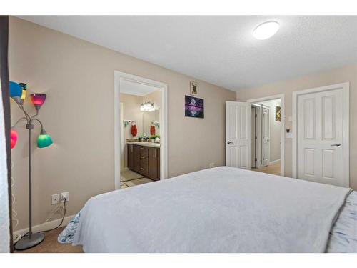 545 Saddlelake Drive Ne, Calgary, AB - Indoor Photo Showing Bedroom