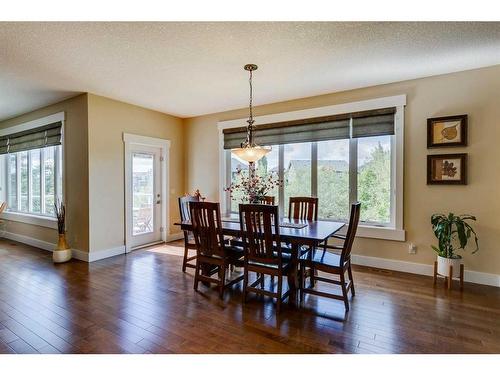 521 Aspen Glen Place Sw, Calgary, AB - Indoor Photo Showing Dining Room