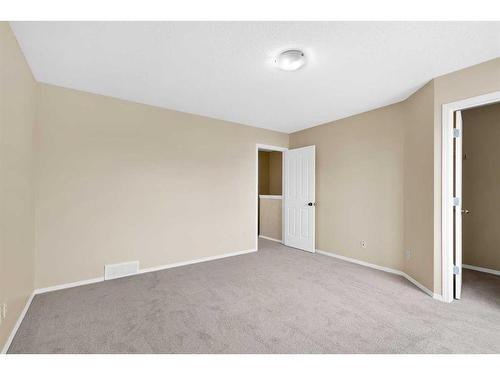 116 Cramond Green Se, Calgary, AB - Indoor Photo Showing Other Room