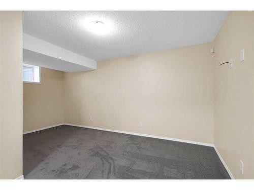 116 Cramond Green Se, Calgary, AB - Indoor Photo Showing Other Room