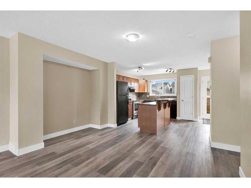 116 Cramond Green Se, Calgary, AB - Indoor Photo Showing Kitchen