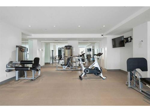 804-615 6 Avenue Se, Calgary, AB - Indoor Photo Showing Gym Room