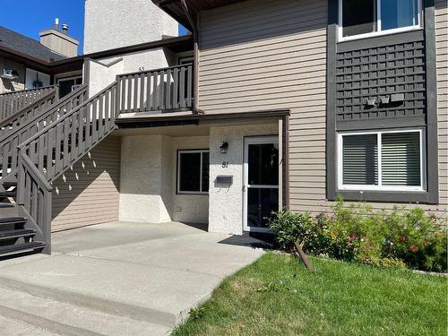 81 Cedar Springs Gardens Sw, Calgary, AB - Outdoor