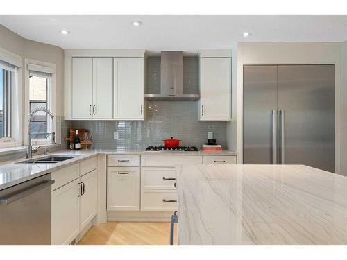 5970 Signal Ridge Heights Sw, Calgary, AB - Indoor Photo Showing Kitchen With Double Sink With Upgraded Kitchen